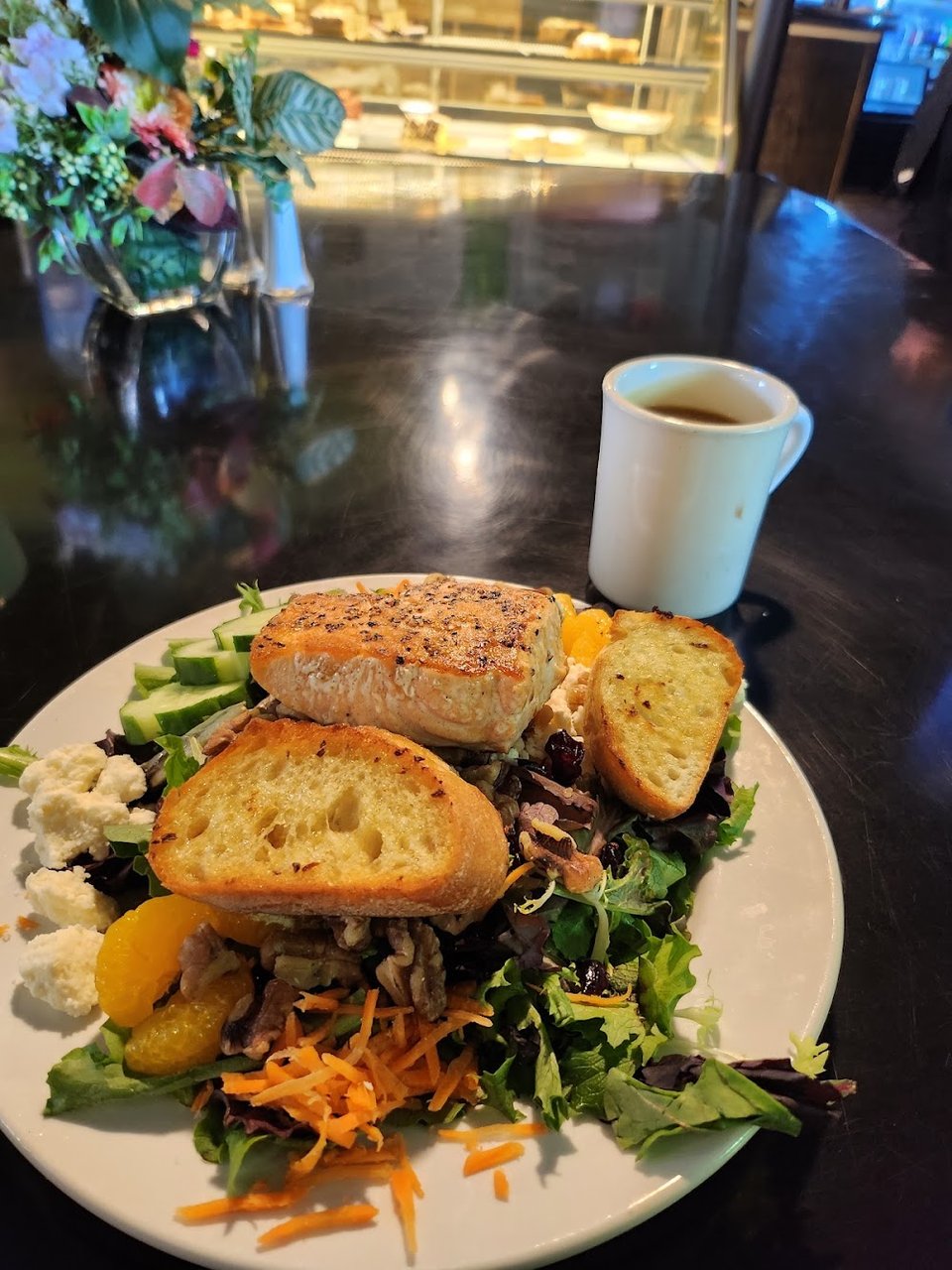 Soup with Salad and Garlic Toast